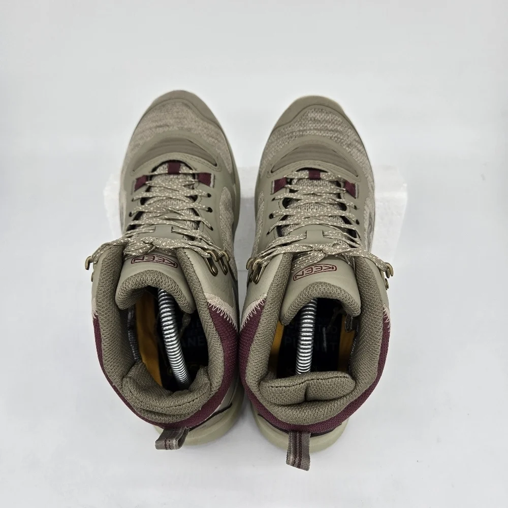 New Keen Terradora Flex Mid Waterproof Hiking Boot Women's Shoes Size 10
